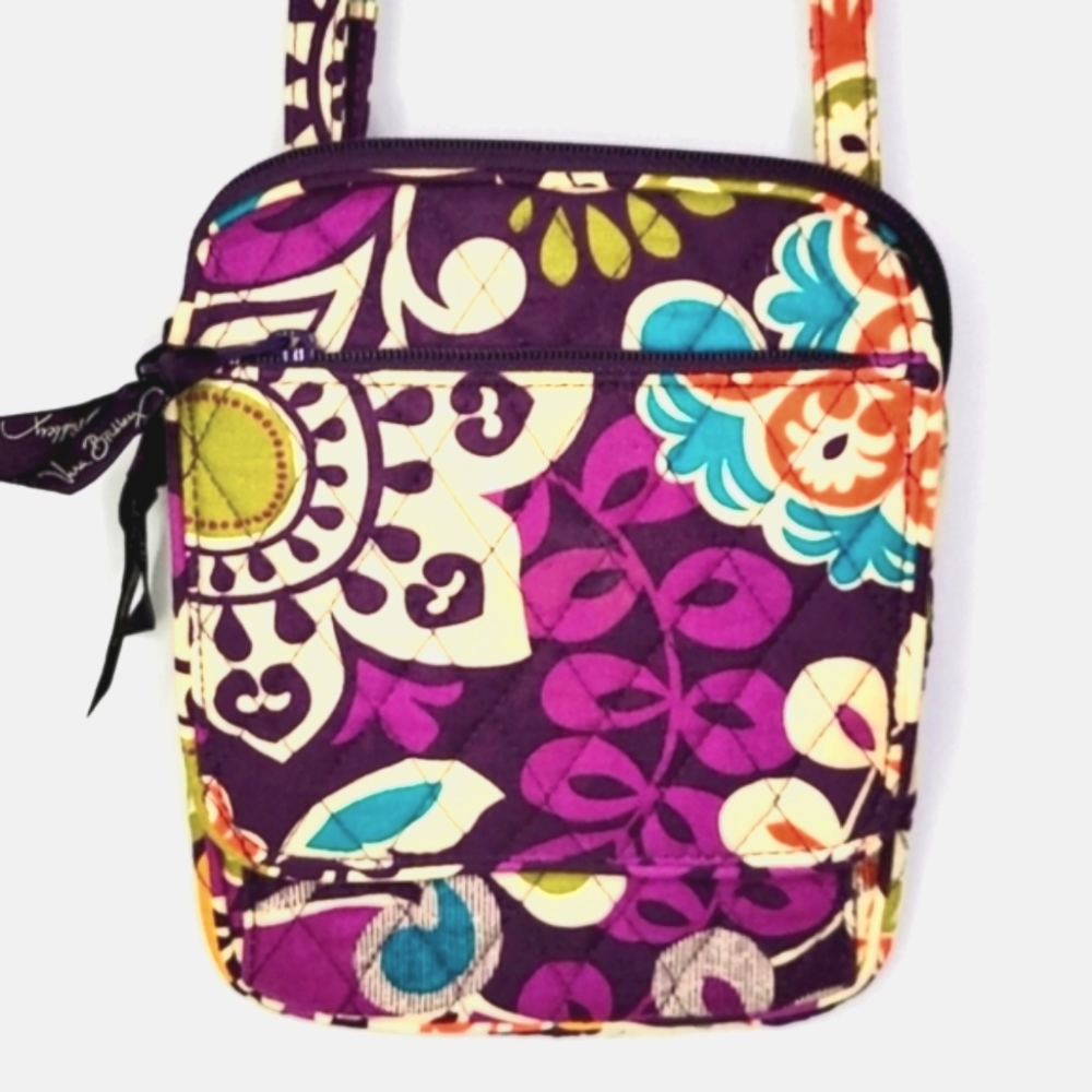 VERA BRADLEY ▪︎ CROSSBODY PURSE ▪︎ PLUM CRAZY